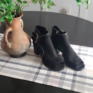 This cute ankle bootie from Dirty Laundry